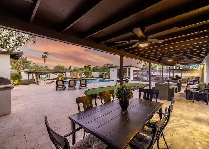 Luxe Retreat