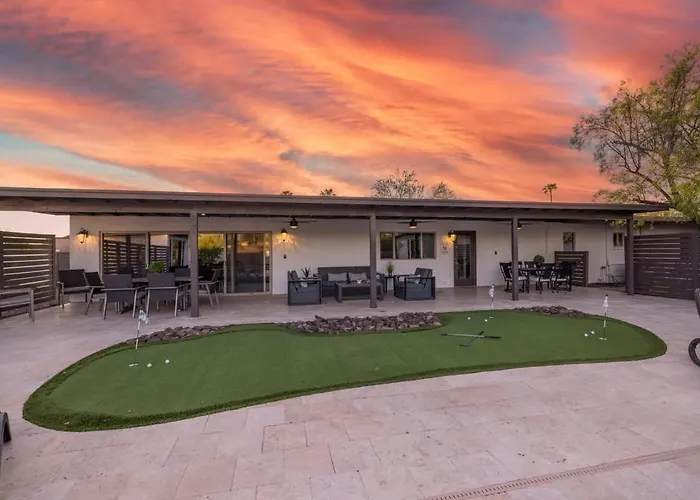 Luxe Retreat